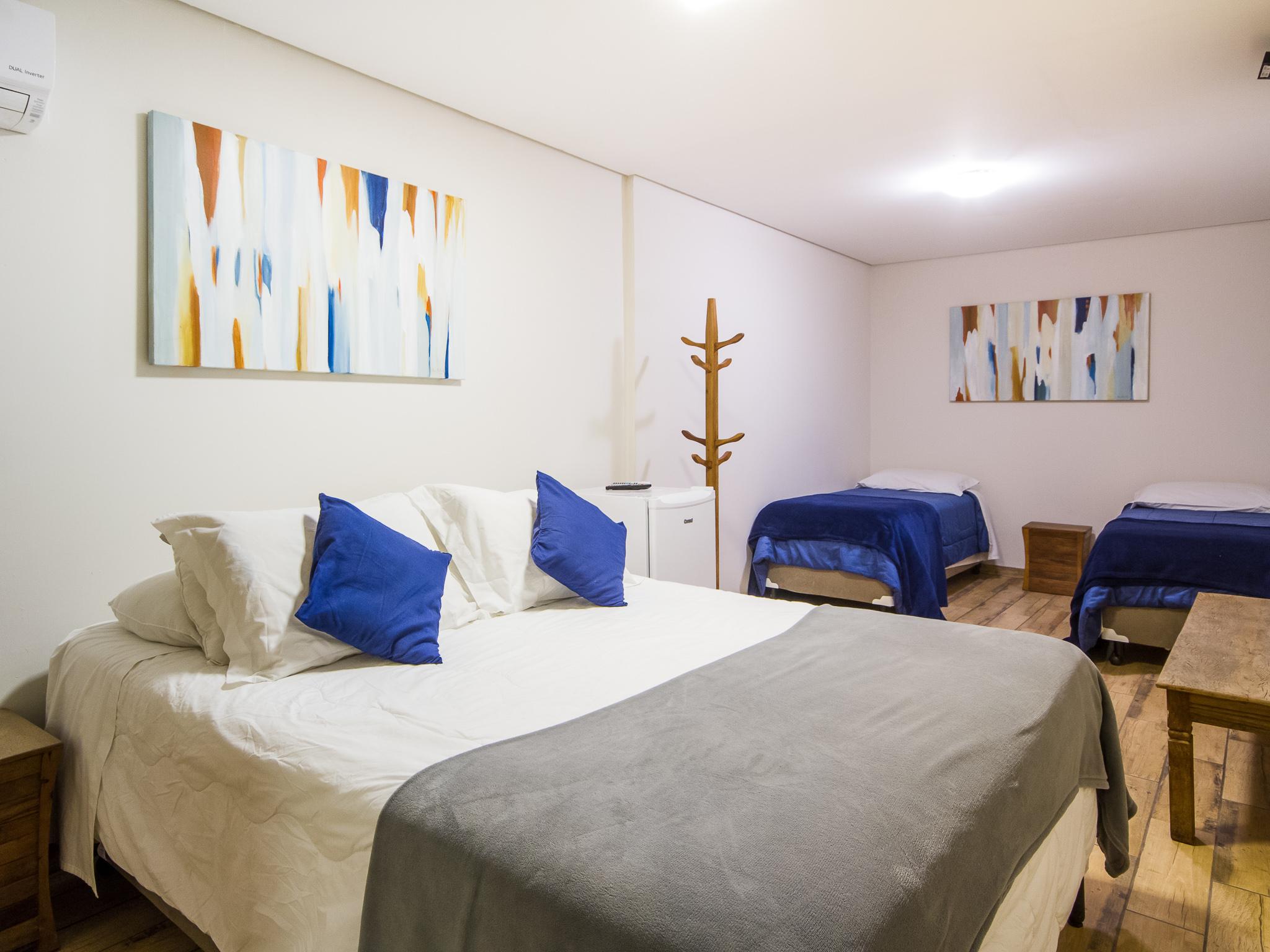 Villa Vintage Campos - Piscina E Opcoes De Suites Com Hidromassagem Кампус-ду-Жордау Экстерьер фото